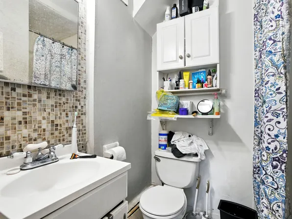 61-26 Booth Street image 31 of 35