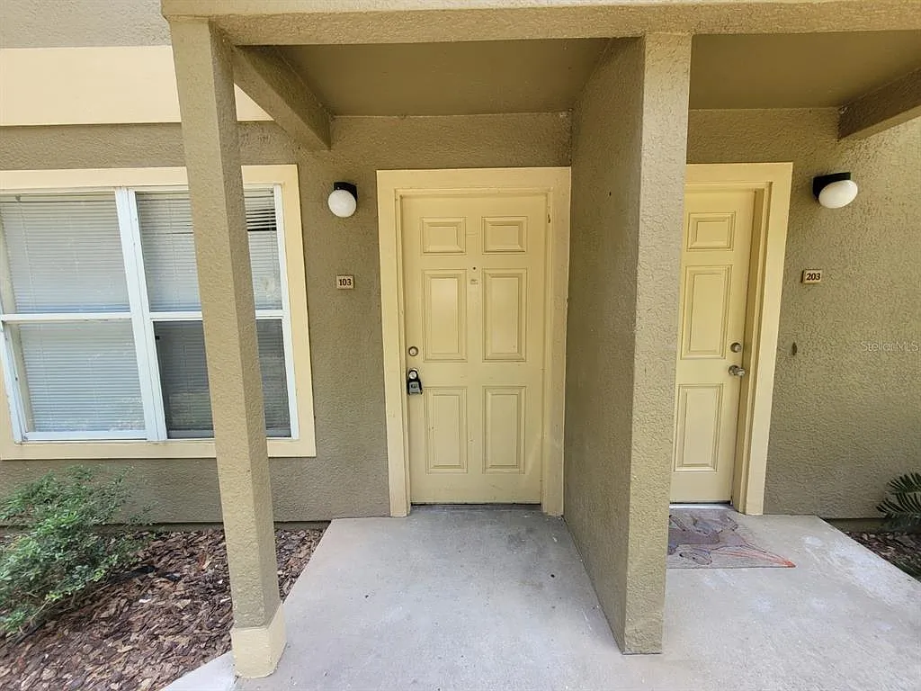 Building Photo - 36321 Stonewood Ln #103