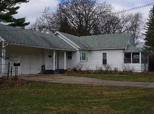 836 Cherry St, Perrysburg, OH