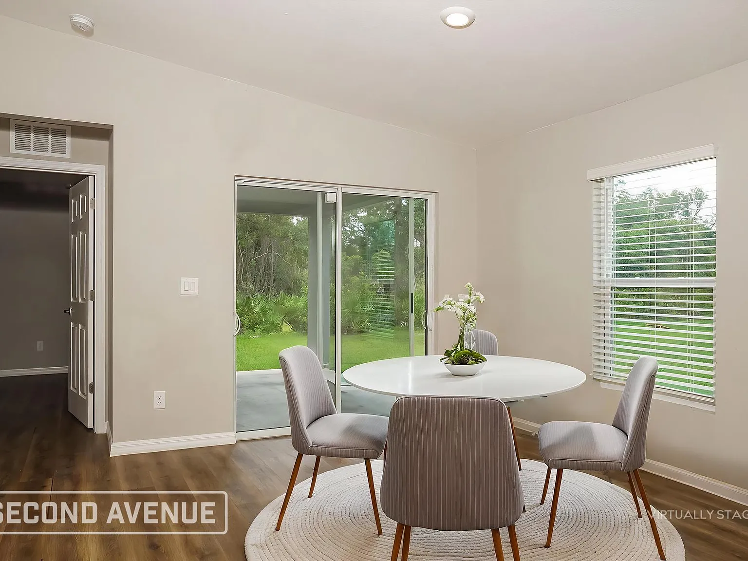 4 bed, 2.0 bath, 1833 sqft, $1,745 — Photo 3