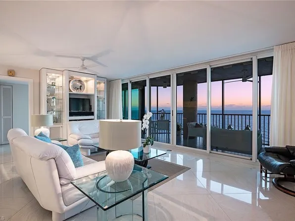 4651 Gulf Shore BLVD N #PH-3, NAPLES, FL 34103