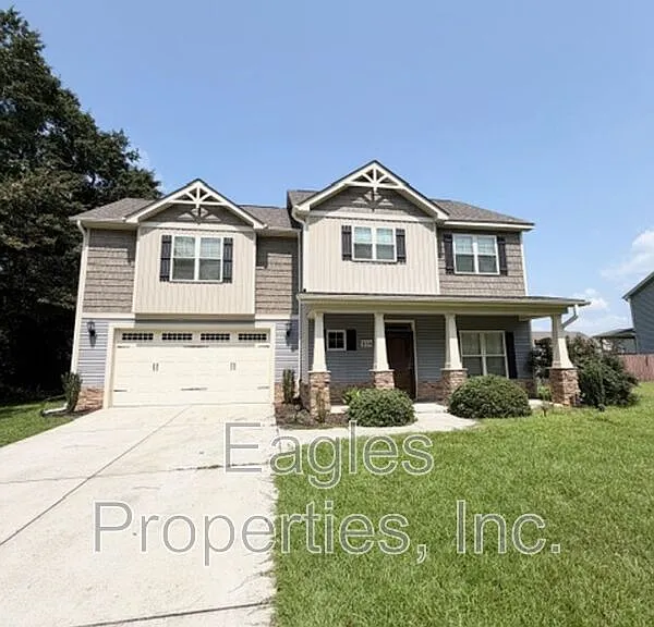 215 Ingram Fields Dr — Photo 2
