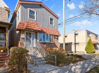 813 Thomas Ave, Forest Park, IL 60130