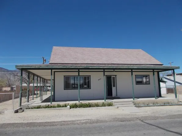 947 D St, Hawthorne, NV 89415