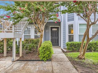 630 W Canty St APT B1, Dallas, TX 75208