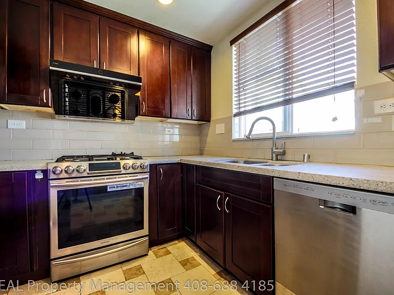 460 Navaro Way #112 — Photo 7