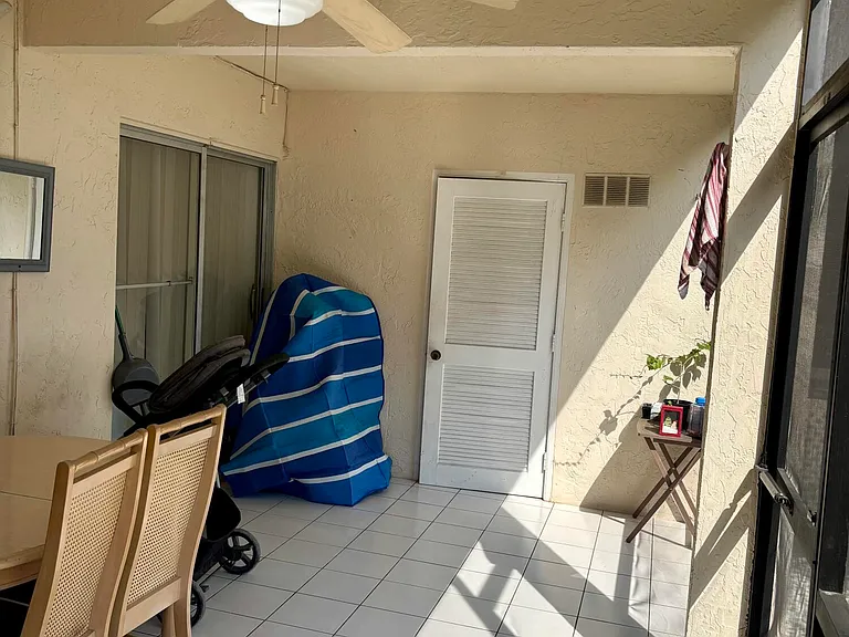 4040 Crystal Lake Dr #101 — Photo 15