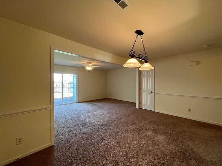 8704 Hermitage Trace Cir — Photo 3