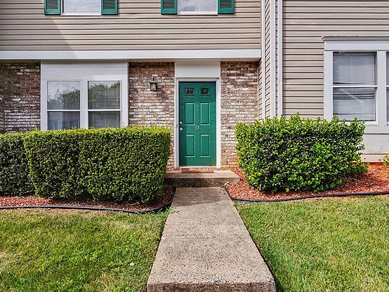 9626 Vinca Cir #D — Photo 24