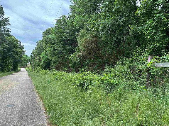 3rd image of 1400 Old Bear Rd