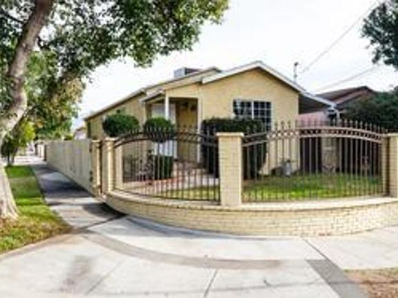 2nd image of 12876 Borden Ave