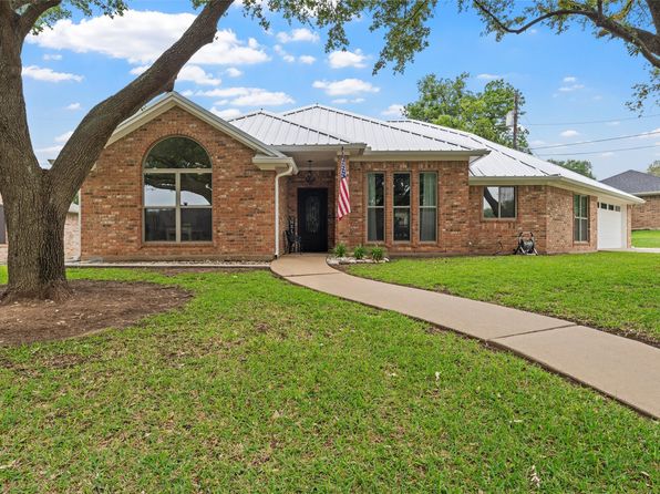 311 Neely Rd, Hewitt, TX 76643