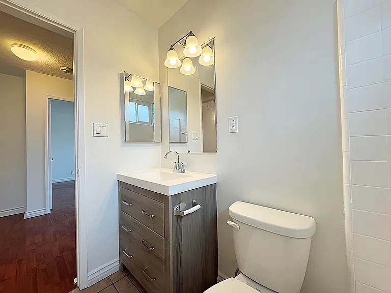 2024 S Garth Ave #6 — Photo 11