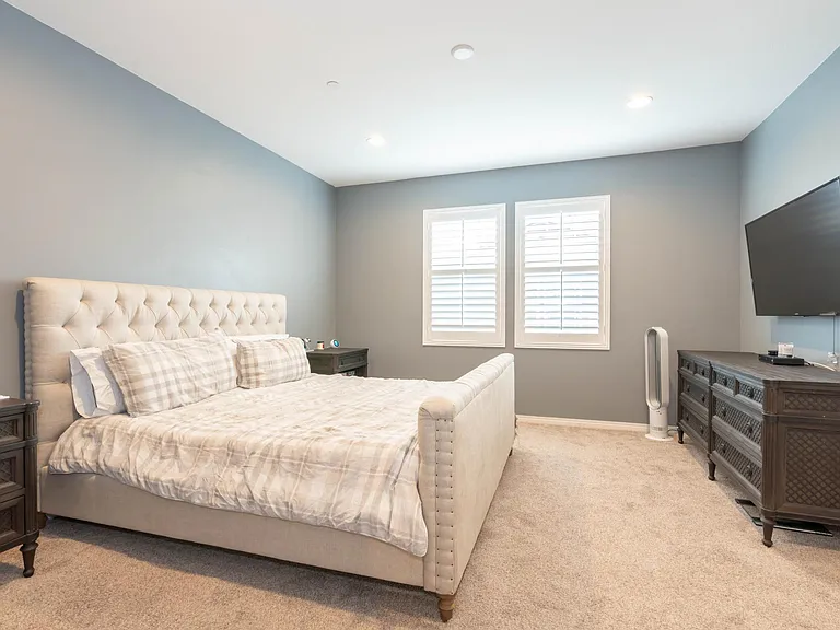 22058 Barrington Way — Photo 16