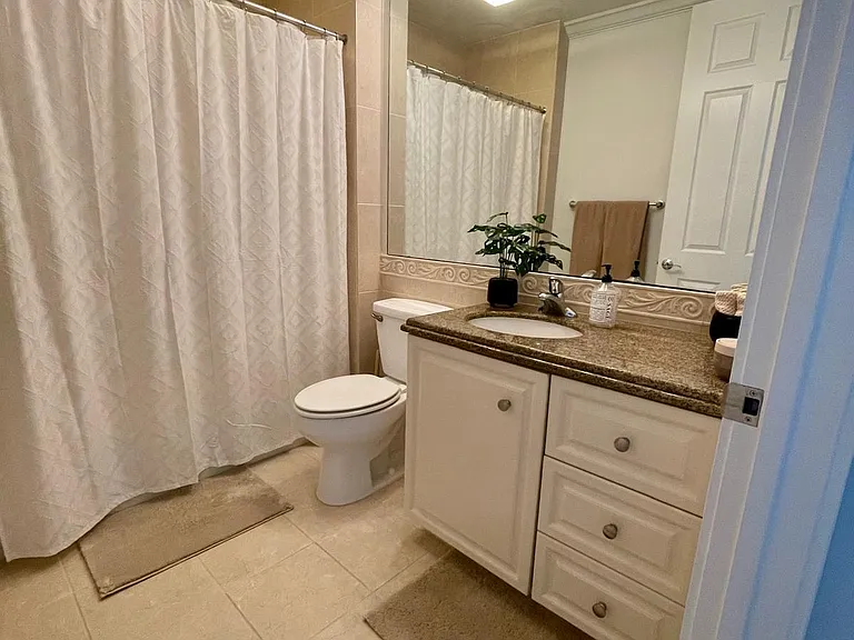 18 Harbour Isle Dr W #203 — Photo 22