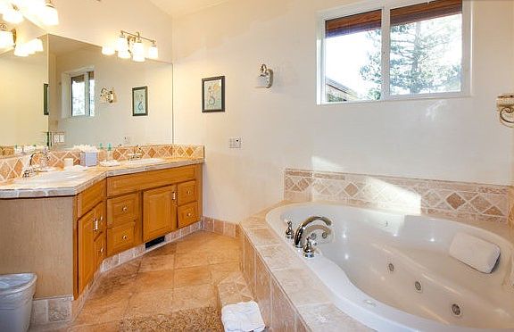 4th image of 2232 Morro Dr