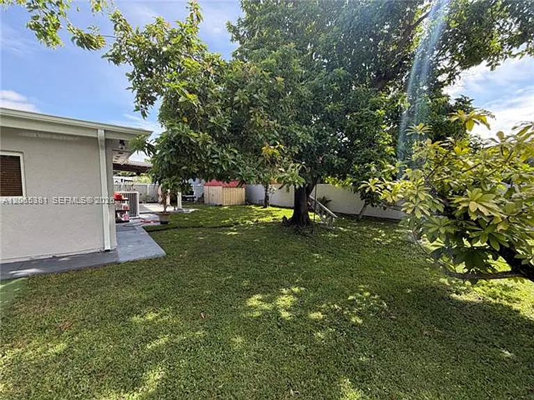 3613 SW 112th Pl #3613 — Photo 37