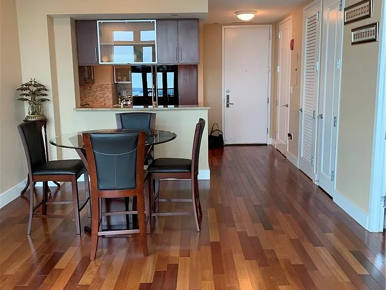 175 Huguenot St #2205 — Photo 4