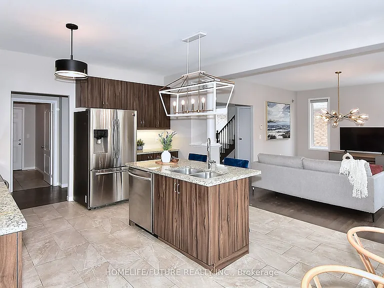 39 Summer Ln — Photo 8