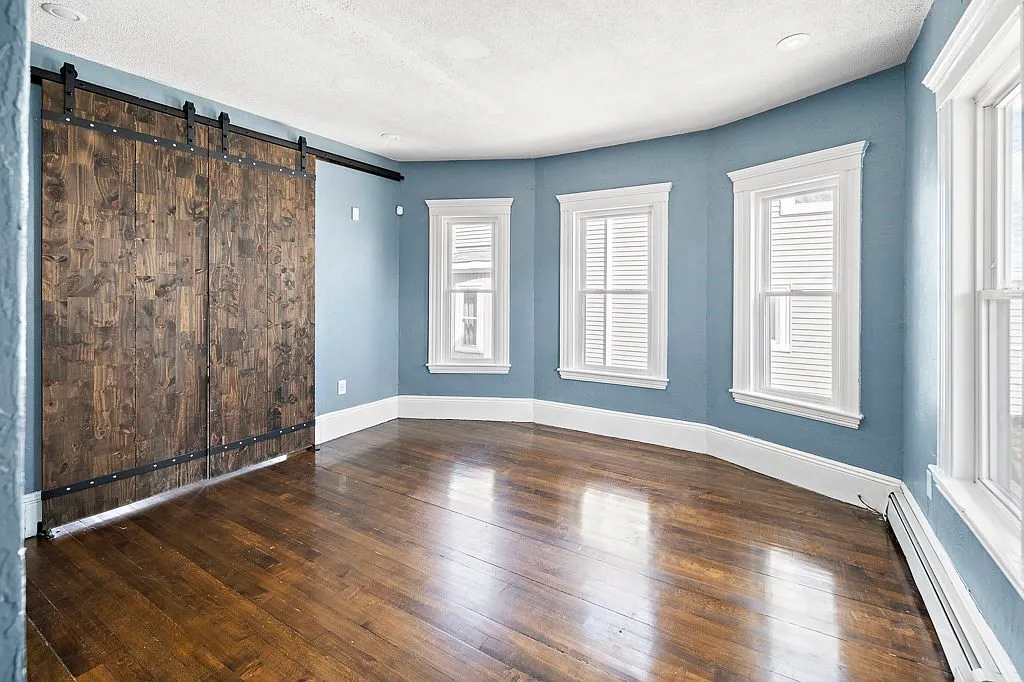 41 Fairview Ter — Photo 1