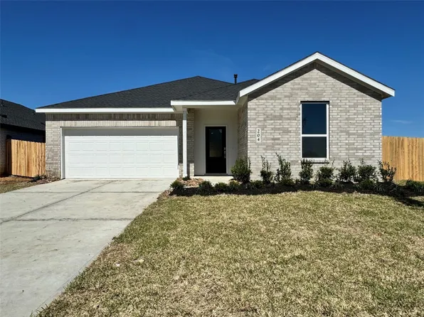 9235 Alaska Shores Dr, Baytown, TX 77521