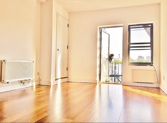 Rented by Owner | media 9