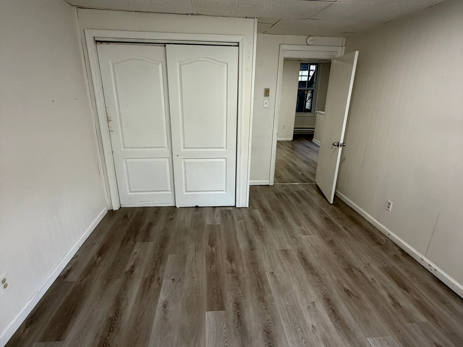 2 bed, $1,400 — Photo 4