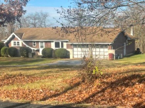 189 S Garfield Rd, Bernville, PA 19506