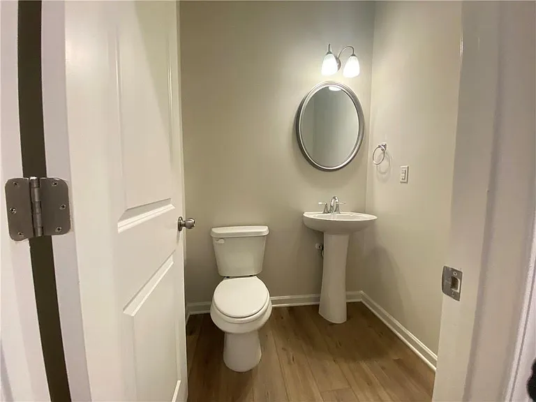 4679 Fullerton Dr — Photo 6