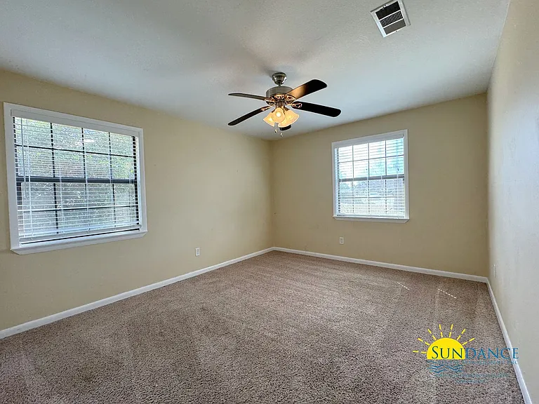 321 Biscayne Ln — Photo 14