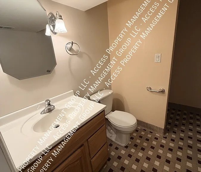 1457 Mayfield Ave NE — Photo 34