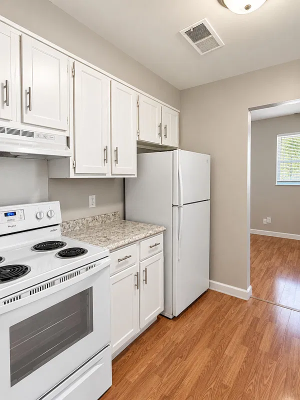 Jefferson Street Apartments — Photo 4