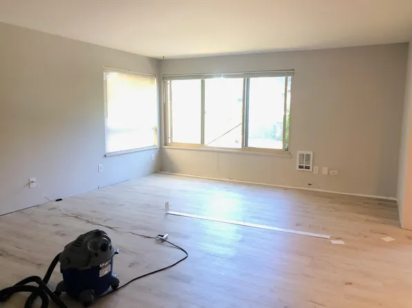 3911 Whitman Ave N APT 104, Seattle, WA 98103