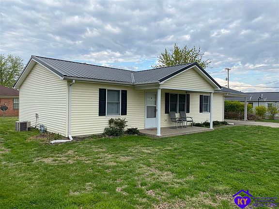 2nd image of 103 Carolyn Ln