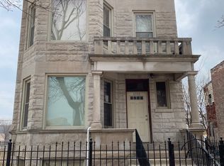 4303 W Gladys Ave, Chicago, IL 60624