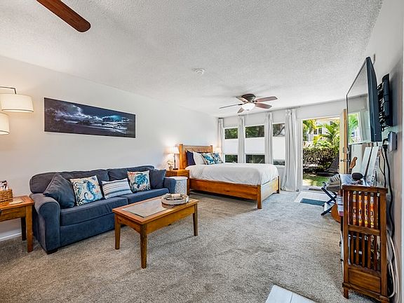 3rd image of 75-6008 Alii Dr APT 104
