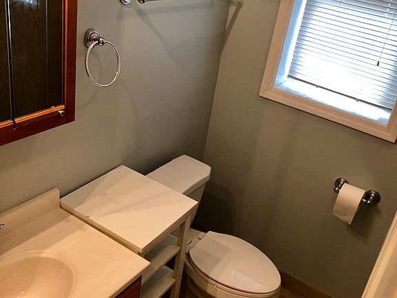 5th image of 002316 W Superior St APT 2W