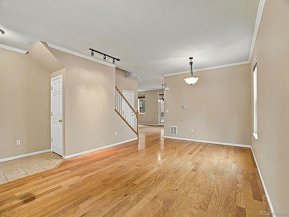 5th image of 11205 Cimarron St