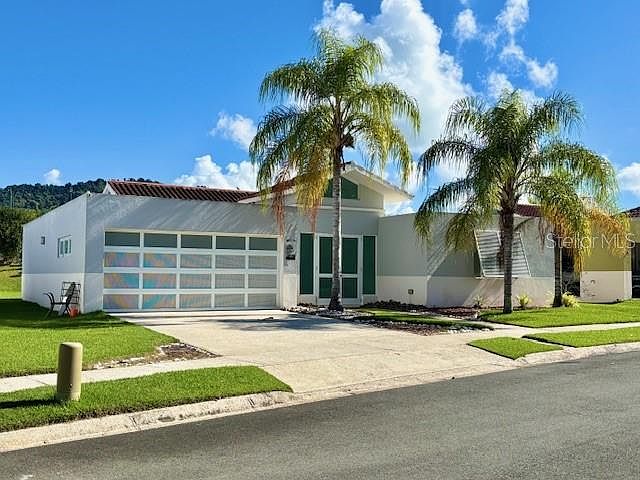 1st image of 746 CAMINO DE LOS CEDROS