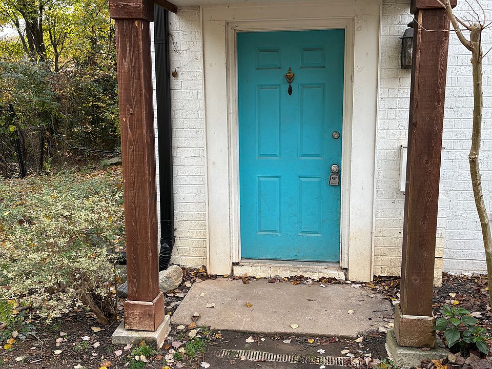 1st image of 800 Burns Walk Ct #851