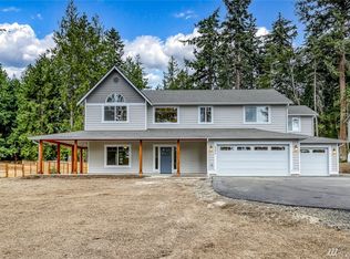 20879 President Point Rd NE, Kingston, WA 98346