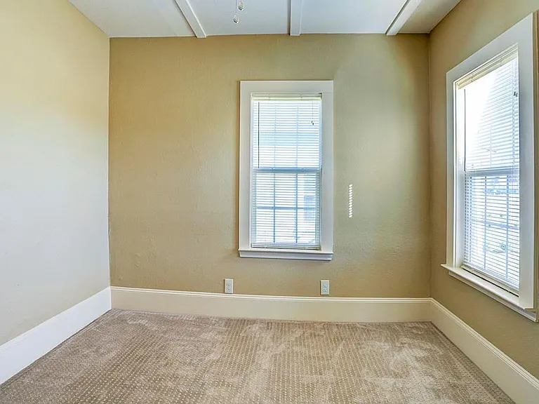 4809 Eli St — Photo 6
