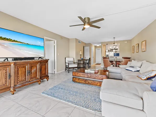 390 N Federal Highway #202, Deerfield Beach, FL 33441