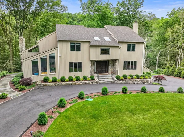 237 Blackberry Drive, Stamford, CT 06903