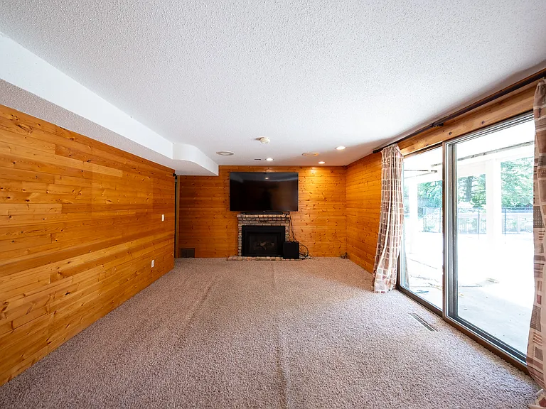 469 Reflection Rd — Photo 23