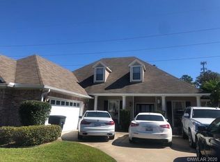 8913 Pines Edge Rd, Shreveport, LA 71129