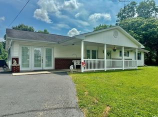 782 Woodville Rd, Mitchell, IN 47446