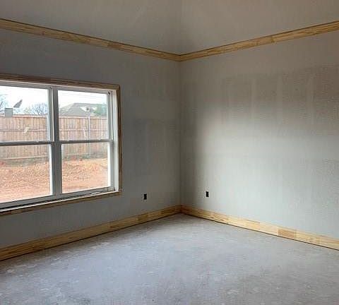 5th image of 3434 Seymour Ct