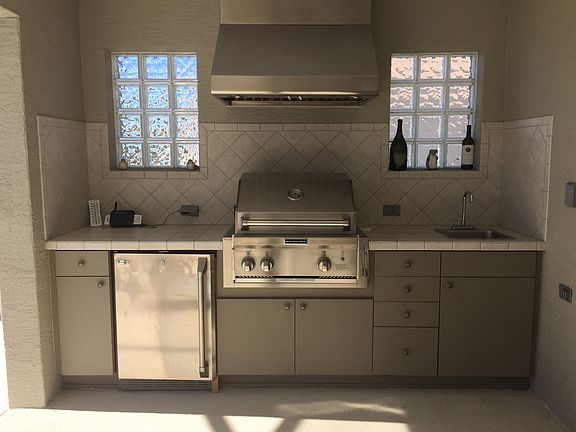 outdoor grill, sink, refrige