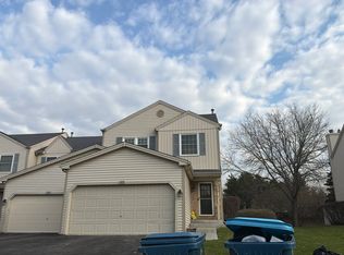 1953 Bayview Ln, Aurora, IL